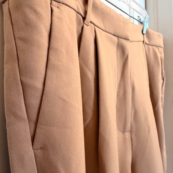 Abercrombie & Fitch Women’s Tan Pleated Trousers Size 18L - Picture 4 of 10